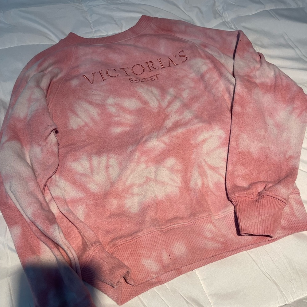 Victoria’s Secret crewneck